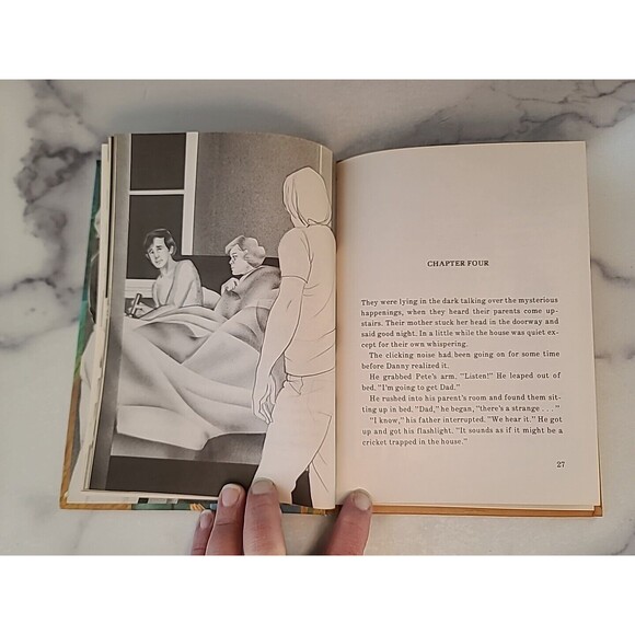 The Haunted Cottage By Harriette Sheffer Abels - Picture 7 of 10